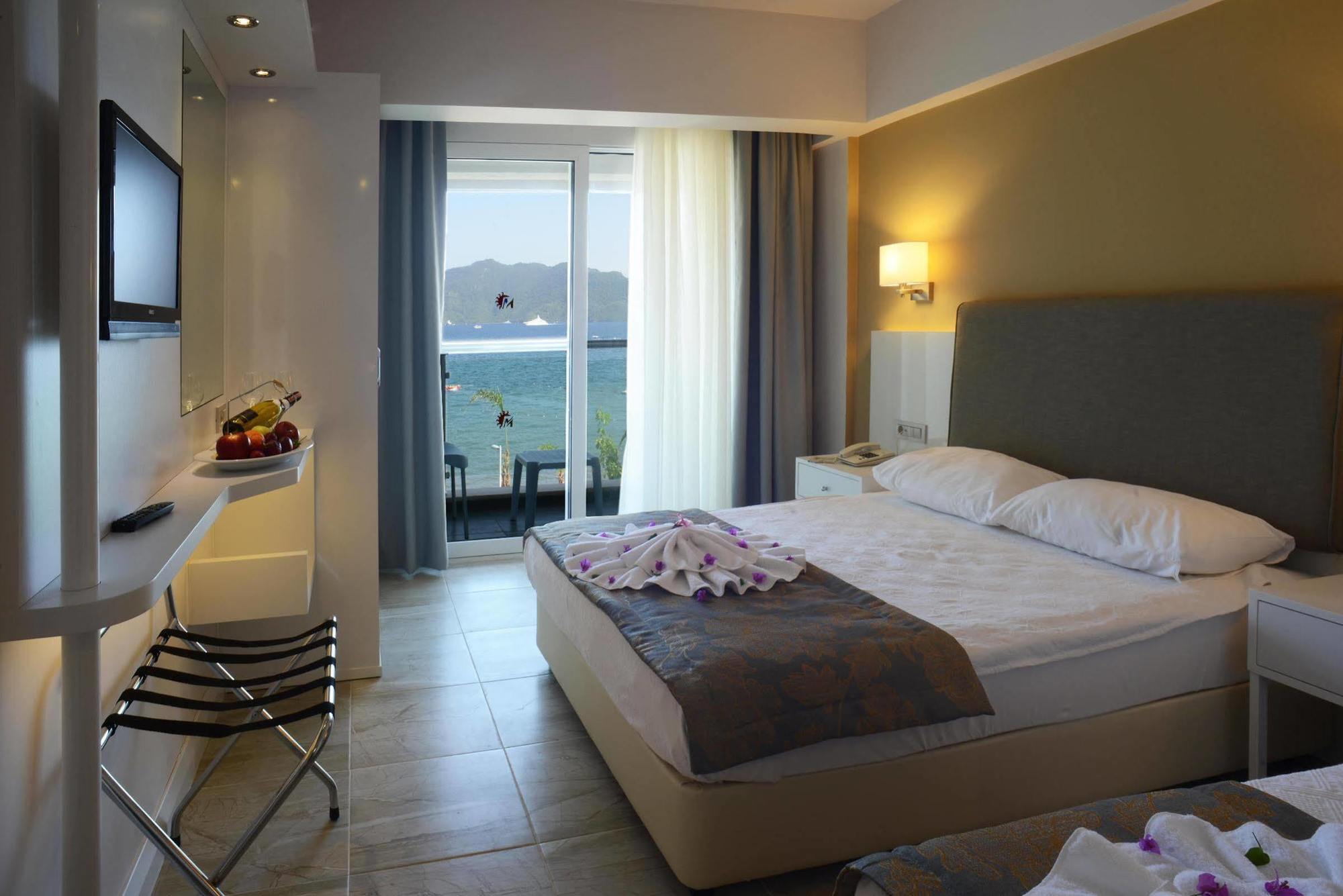 Maris Beach Hotel Marmaris Bagian luar foto